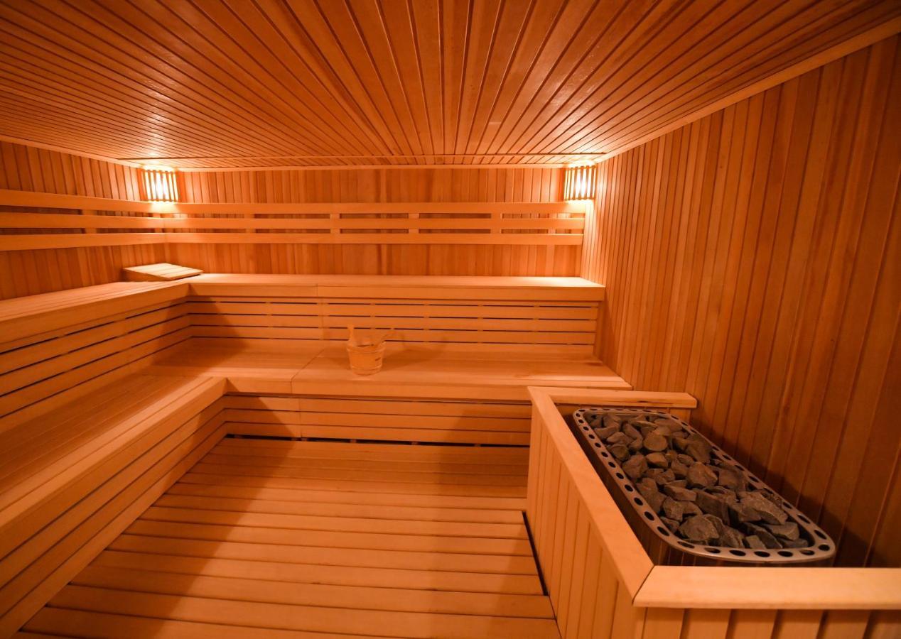 Gudauri Lodge ภายนอก รูปภาพ A Finnish sauna